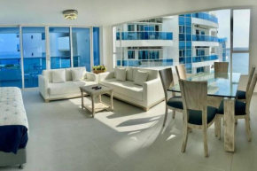 Apartamento amplio - vista Laguito 18c